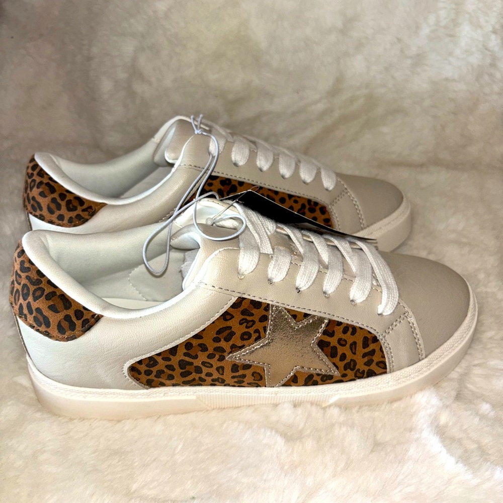 CAT & JACK Girls Sneakers Shoes Leopard -DIFFERENT SIZES - available NWTS
